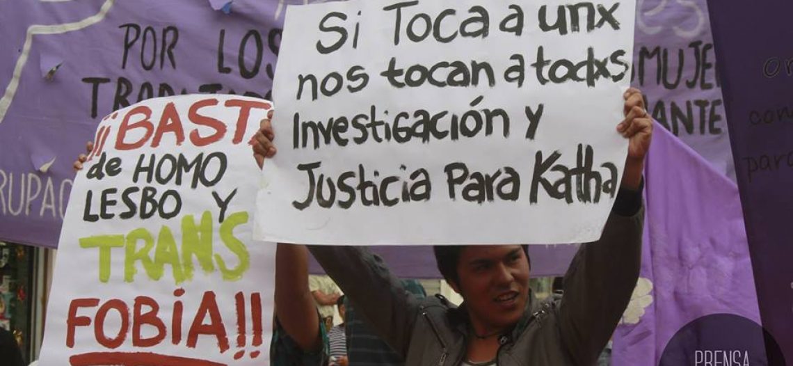 Sigue la campaña, difunde y suma tu firma. Basta de homo-lesbo-transfobia