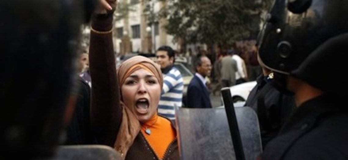 Mujeres y feminismos frente a la islamofobia occidental‏