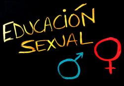 Educación sexual plena sin prejuicios ni moralidad: una asignatura pendiente en el Estado español