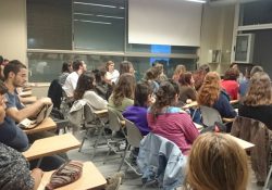 ‘Hablemos de micromachismos’: exitoso taller en la Facultad de Geografía e Historia de Barcelona