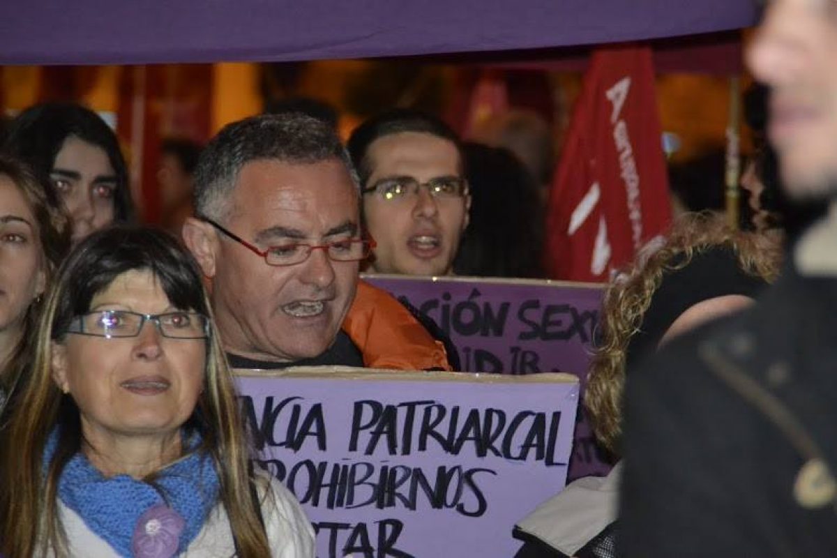 8  marzo 2014