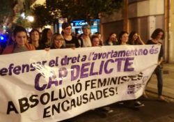 Juicio a seis activistas por una protesta contra la Ley del Aborto del PP