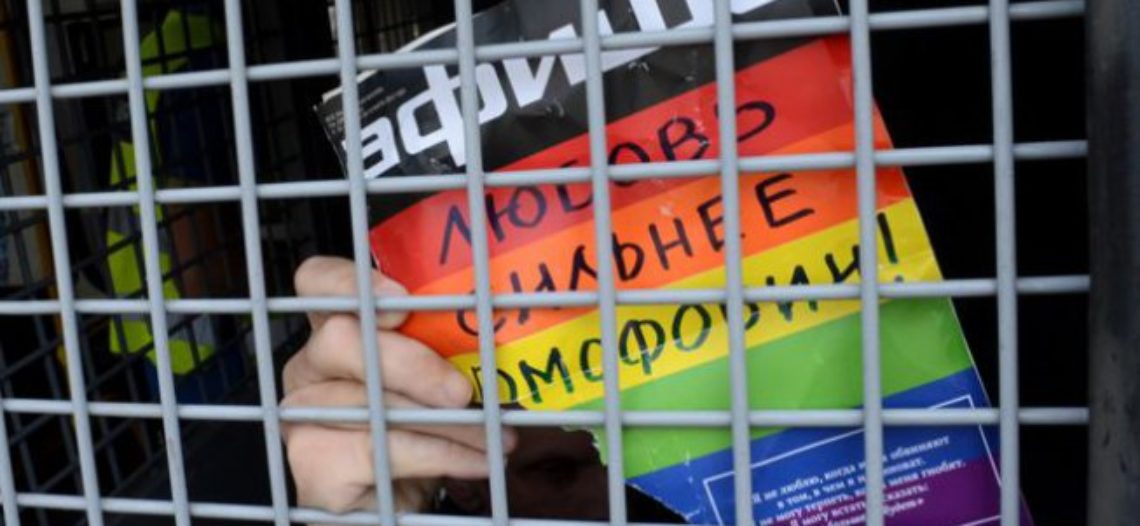 [VIDEO] Denuncian que hay campos de concentración para homosexuales en Chechenia
