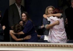 El Partido comunista griego (KKE) se opone a la ley transgénero y defiende la familia heteropatriarcal