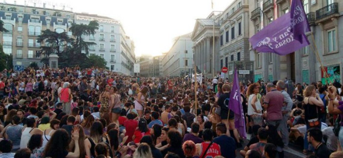[VIDEO] Una marea humana se manifiesta en Madrid contra la libertad a La manada