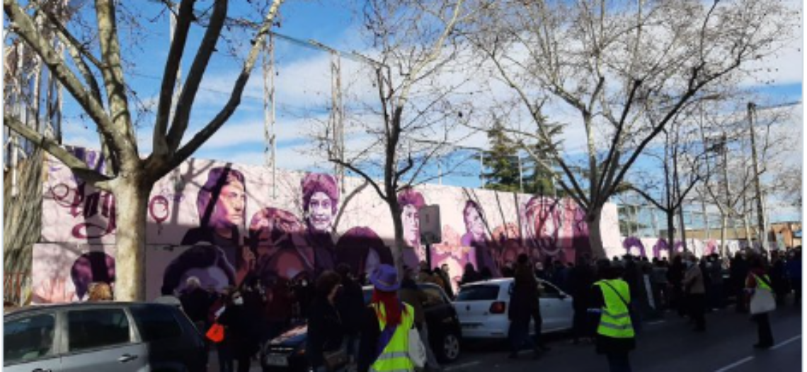 Lucía Nistal: “A Vox, PP y Cs el mural les molesta porque muestra mujeres luchadoras. Si estuviera Ana Botín no pedirían que se borre”