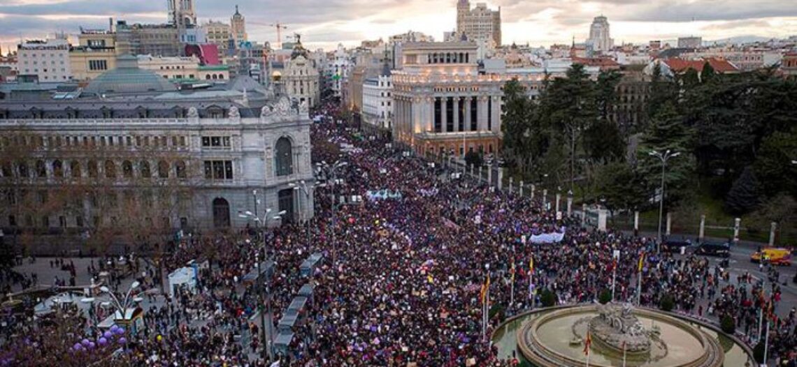 El govern “progressista” prohibeix manifestacions massives el 8M: el feminisme ministerial cerca desactivar el carrer