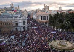 El gobierno “progresista” prohíbe manifestaciones masivas el 8M: el feminismo ministerial busca desactivar la calle